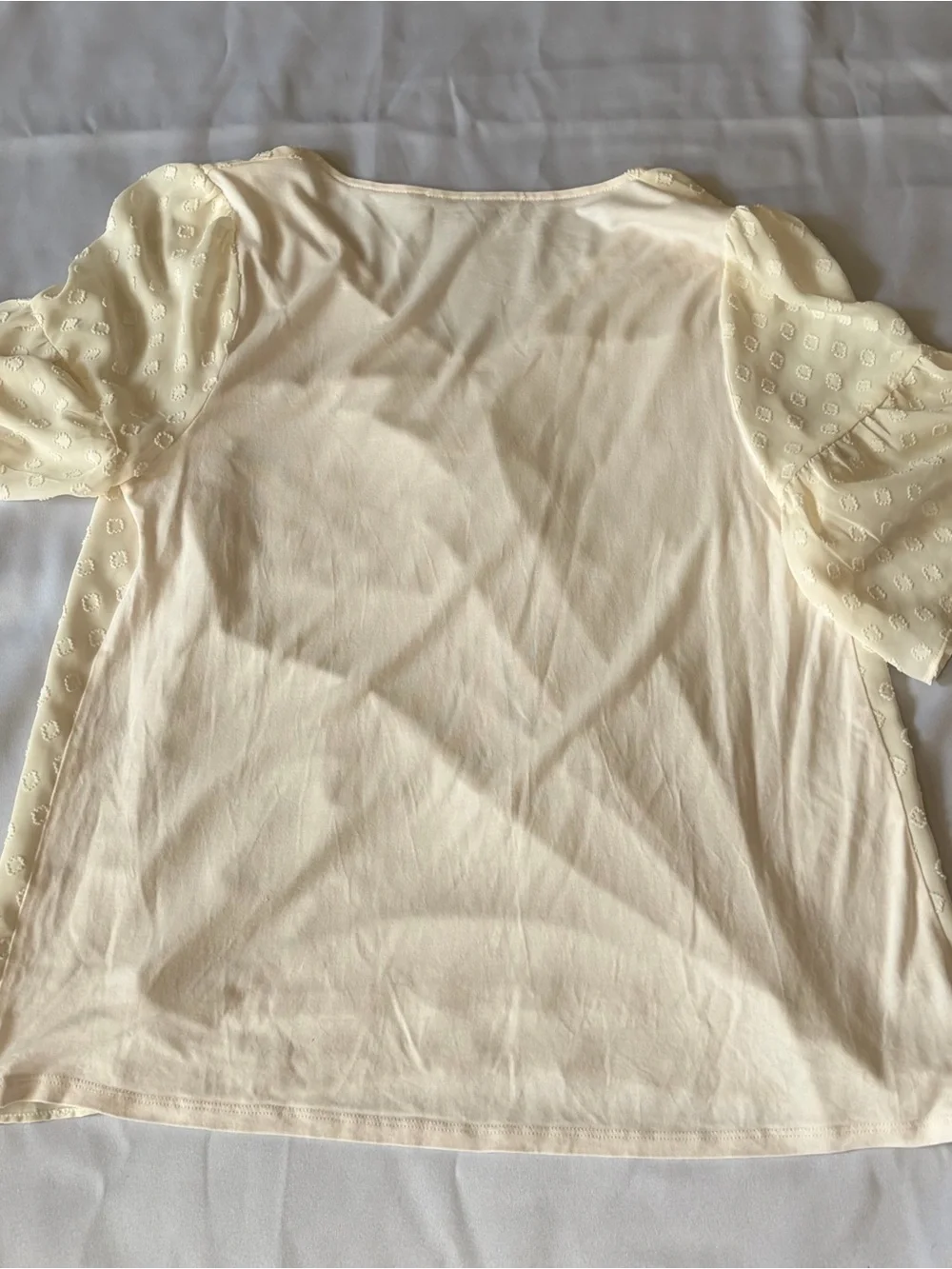 LOFT Cream V-Neck Short Sleeve Blouse M